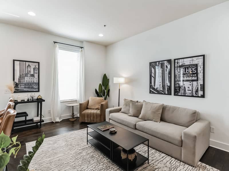 Listing photo of 1BD for 3 Loft Centrally Located in West End