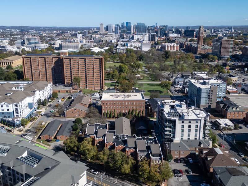 Listing photo of West End 1BR for 3 — Near Broadway & Vanderbilt